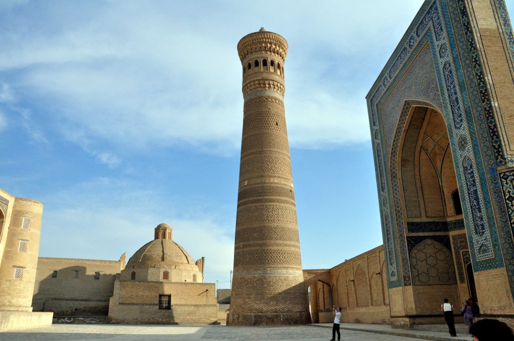 14 Bukhara - Poi-Kalon.JPG
